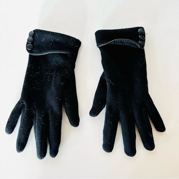 NORDSTROM Black Faux Leather Piping Button Trim Touch Sensitive Warm Hand Gloves - Picture 1 of 7